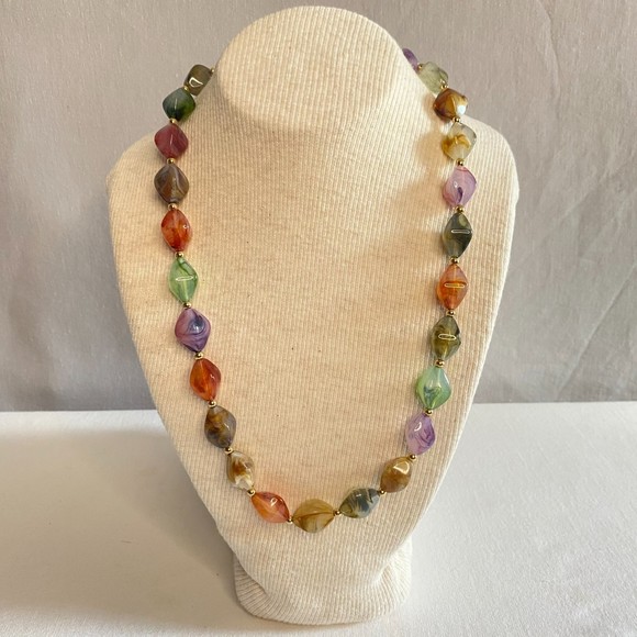 Colorful Necklace Agate Diamond Shape And Tiny Gold Tone Round Beads - Picture 2 of 8